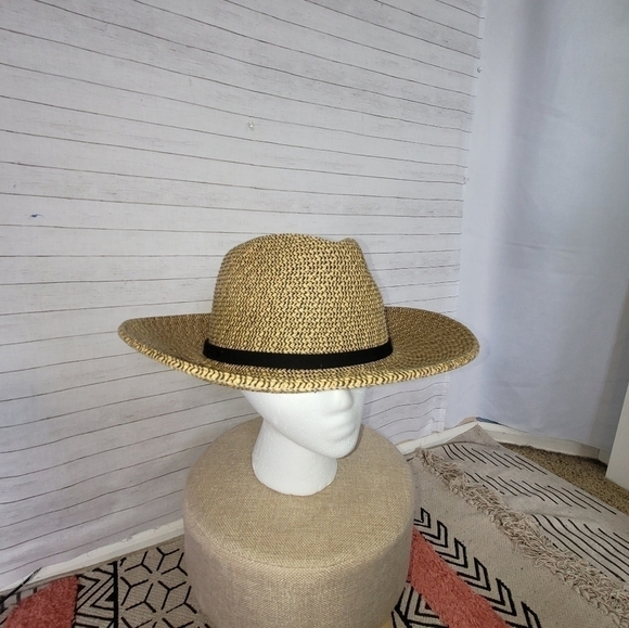 WIDE BRIM FEDORA SUN HAT, W BLACK HATBAND - Picture 1 of 15